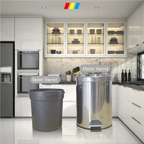 Pedal-Mülleimer aus Edelstahl für den Innenbereich